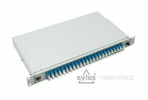 SC 1U patch panel – with adapters