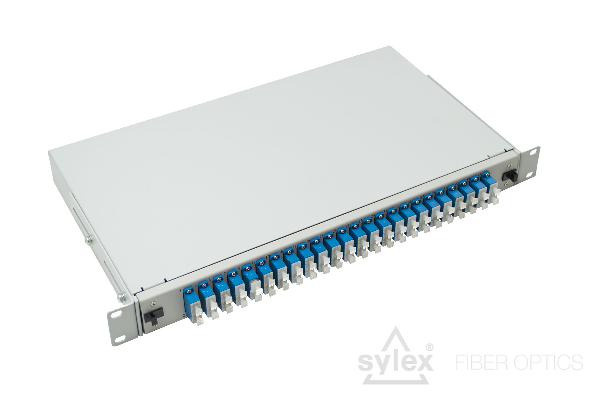 SC 1U patch panel – with adapters